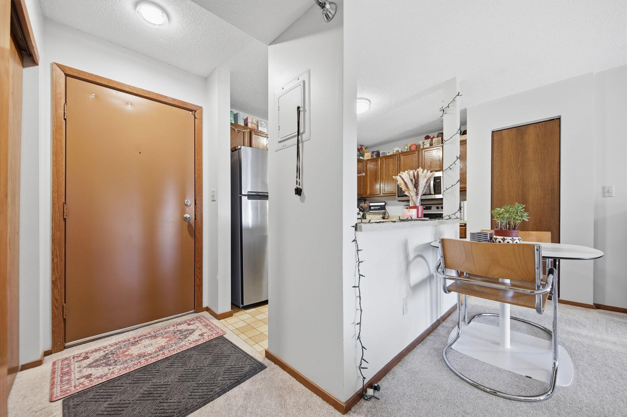 66 9th St E #1510, Saint Paul, MN 55101