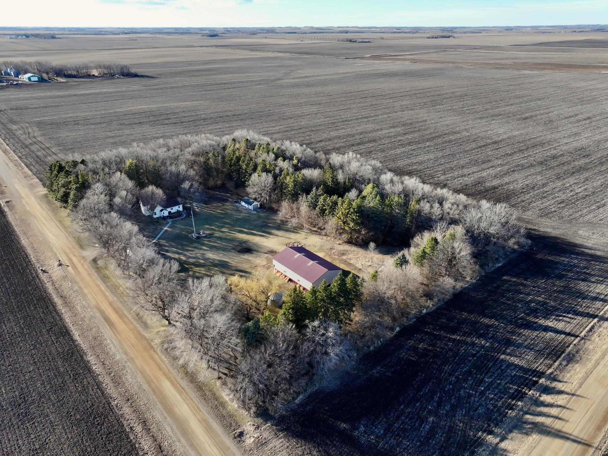 1890 121st St, Slayton, MN 56172