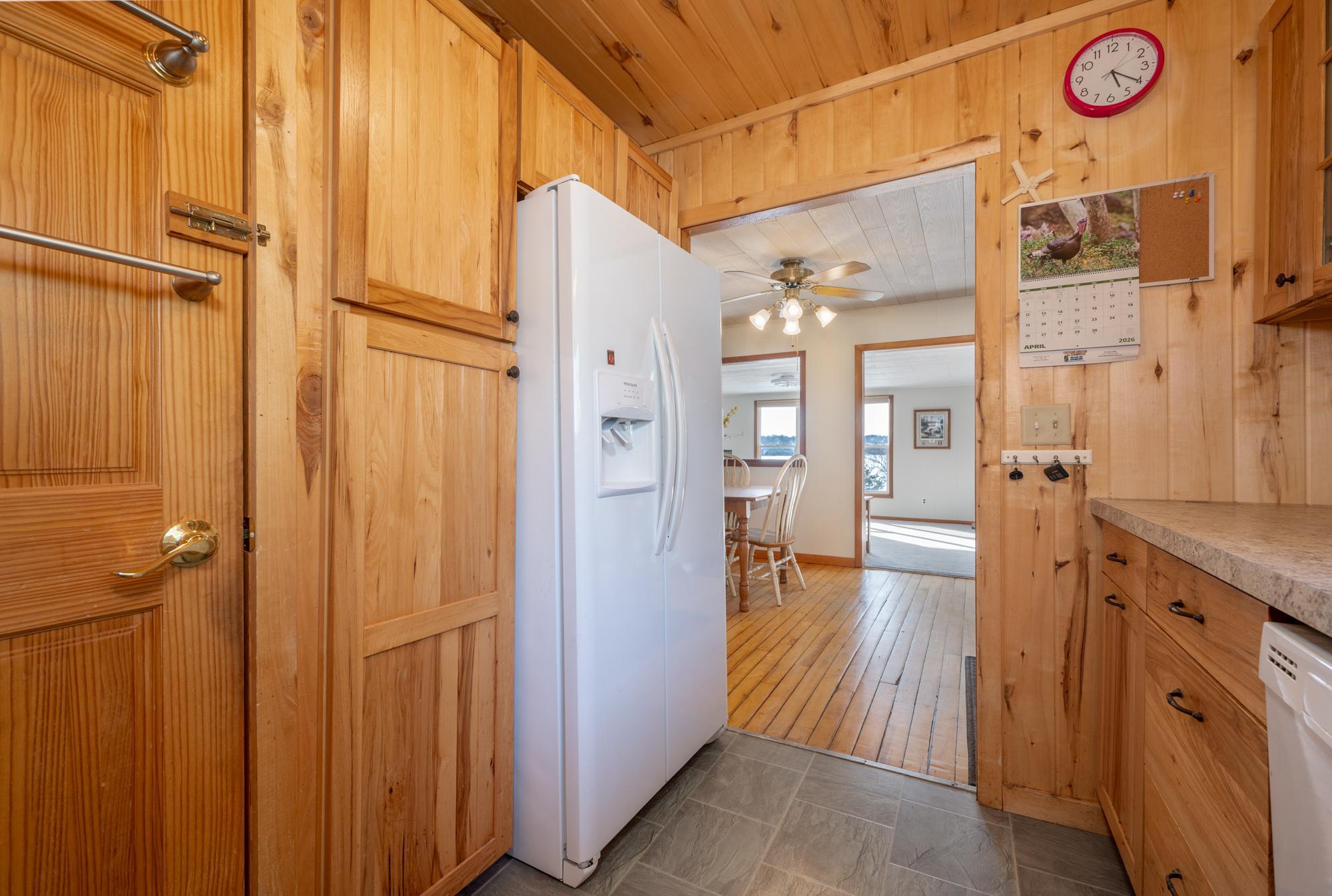 49616 Center Point Rd, Bigfork, MN 56628