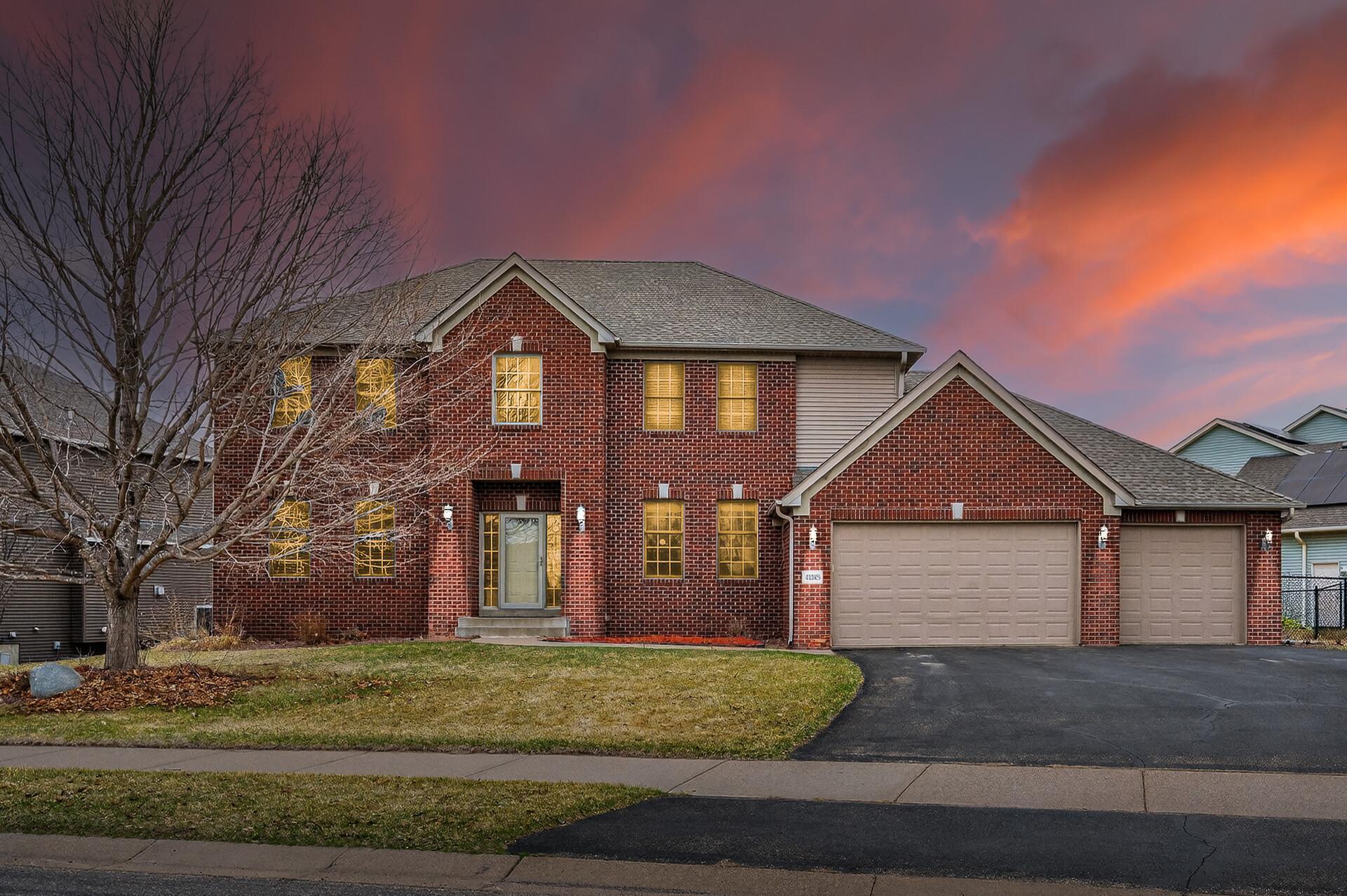 10385 Yates Dr N, Brooklyn Park, MN 55443