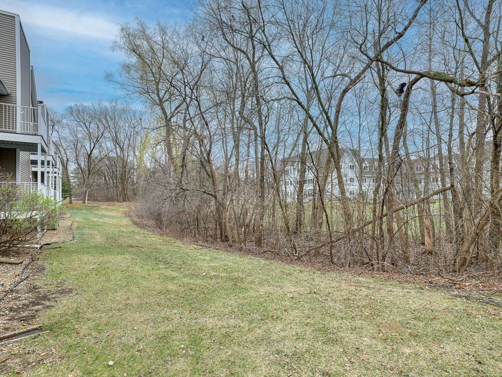 742 County Road F W #D, Shoreview, MN 55126