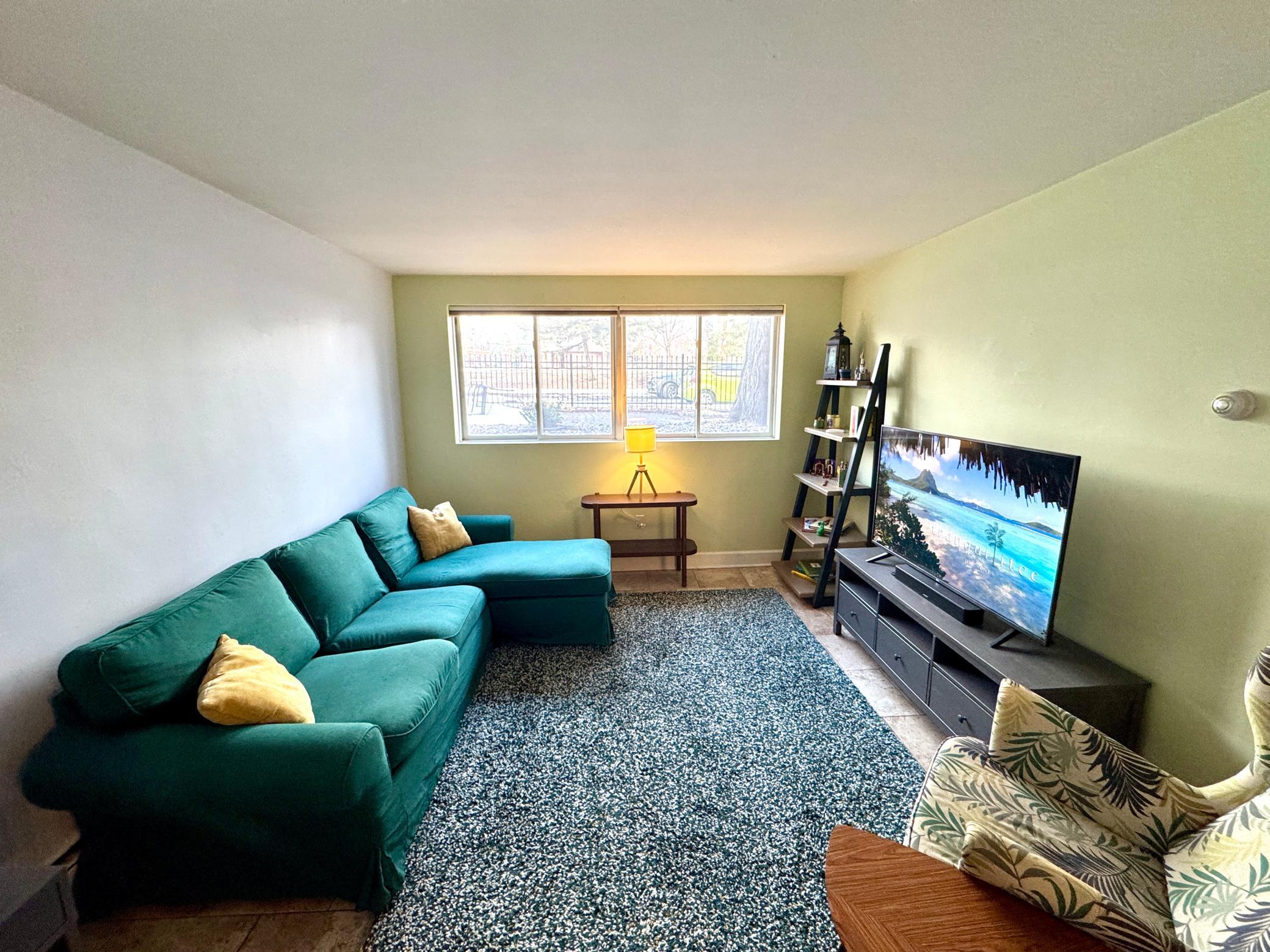 2507 Bryant Ave S #002, Minneapolis, MN 55405