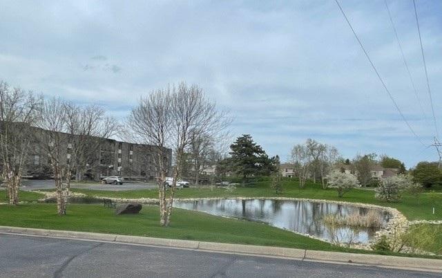 1077 Sibley Memorial Hw #305, Saint Paul, MN 55118