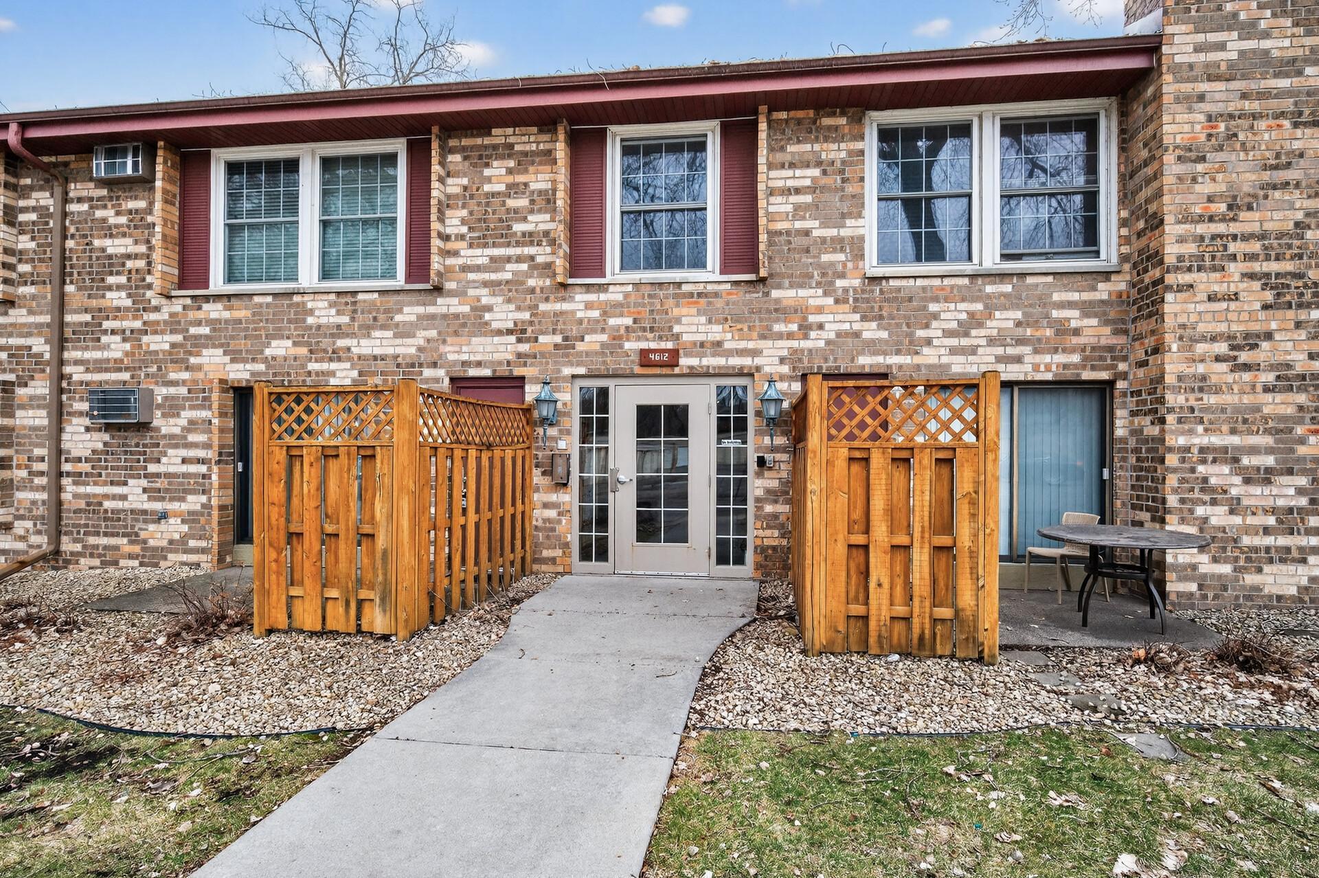 4612 Cedar Lake Rd S #4, Saint Louis Park, MN 55416