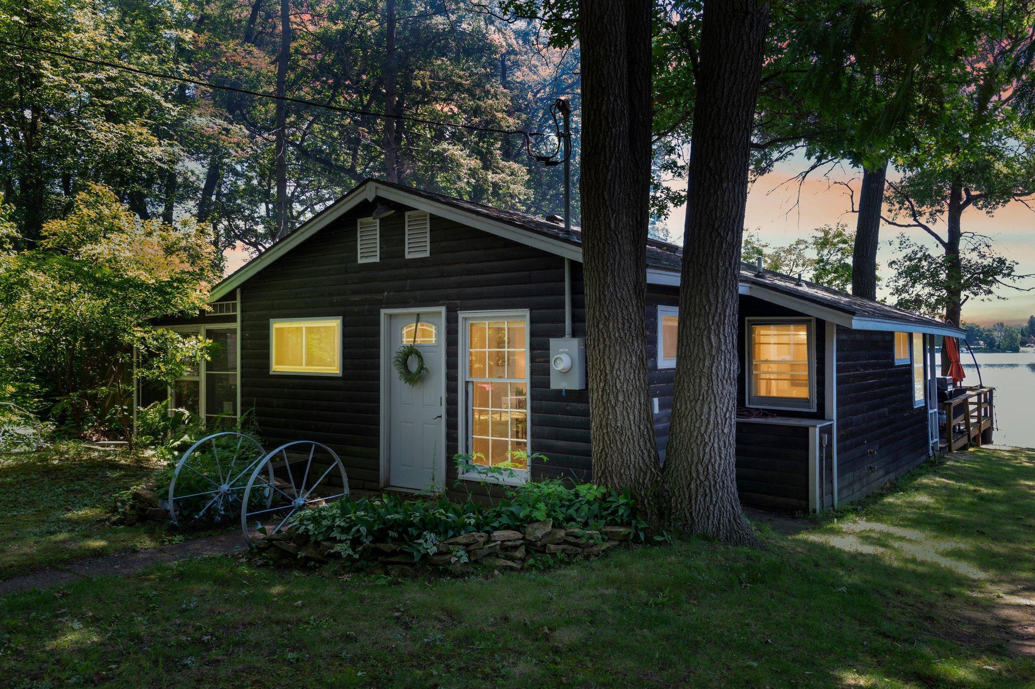 2136 Poplar Ln, Dresser, WI 54009