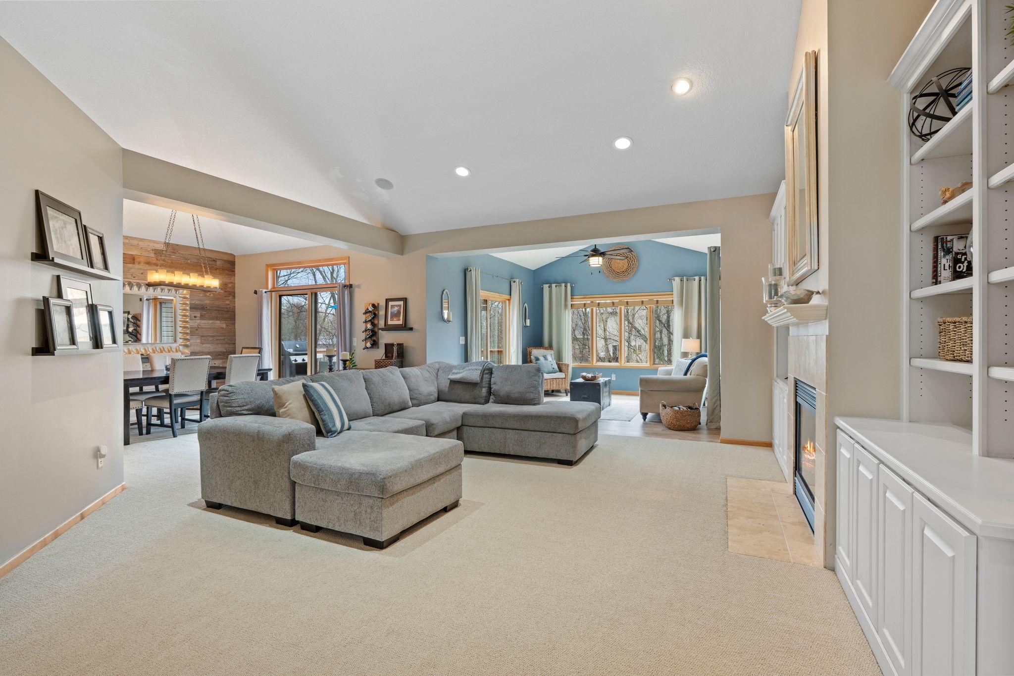 7360 Peltier Cir, Centerville, MN 55038