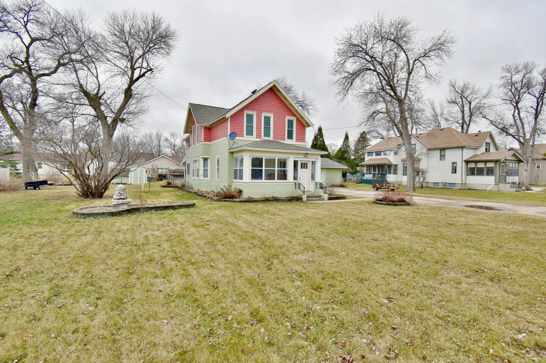 565 Washburn Ave, Belgrade, MN 56312
