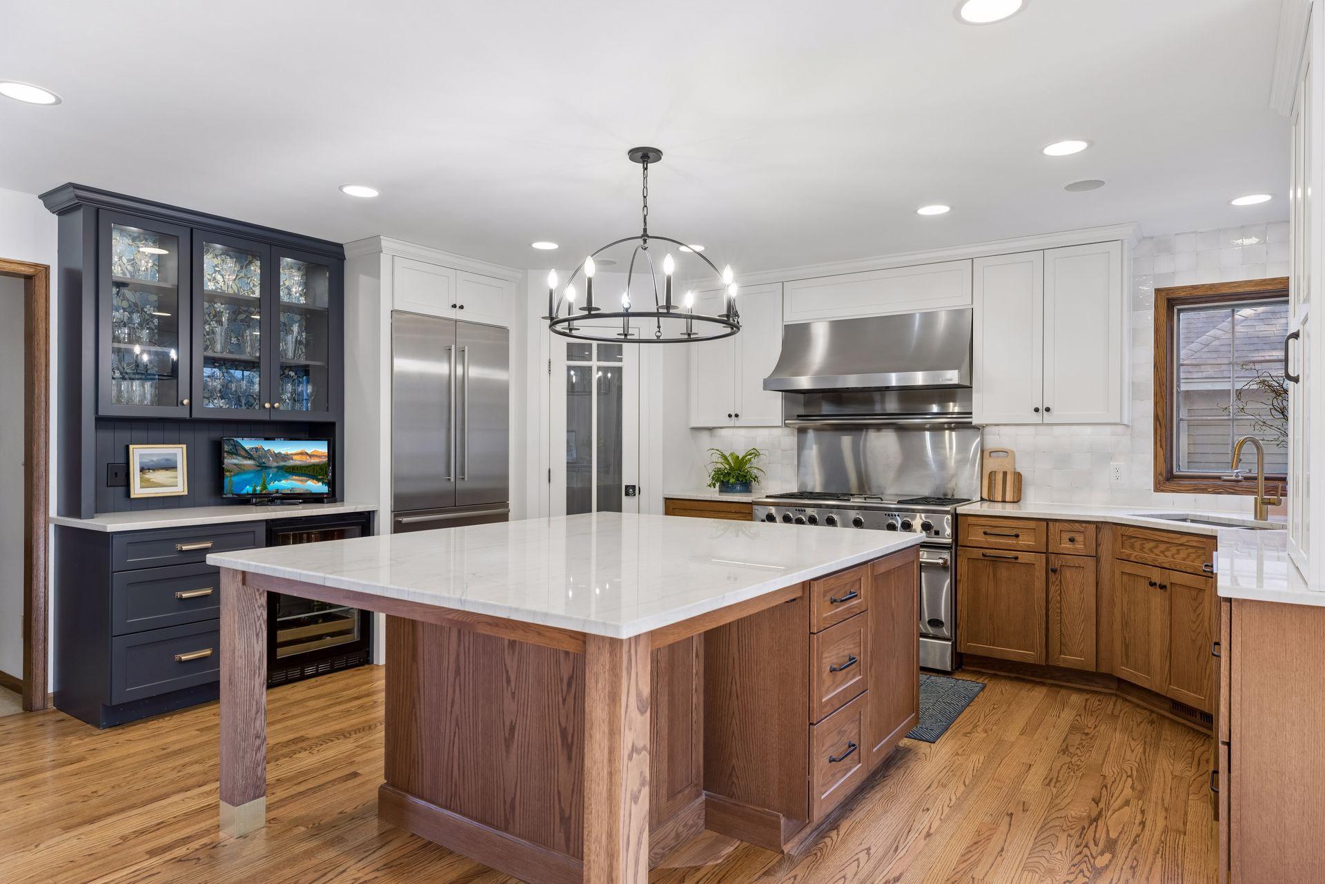 4481 Snail Lake Blvd, Shoreview, MN 55126