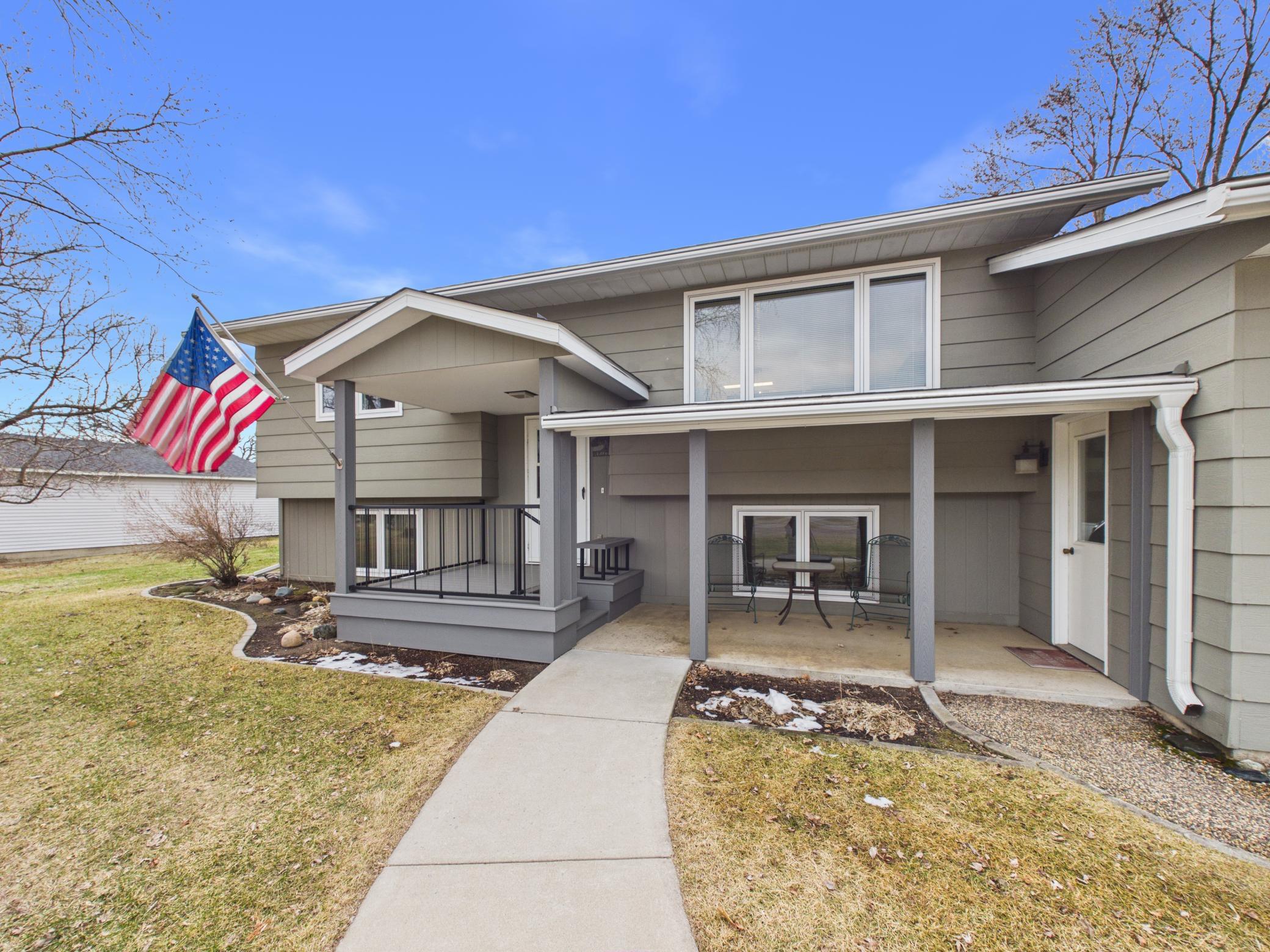 10 Kraft Dr SW, Melrose, MN 56352