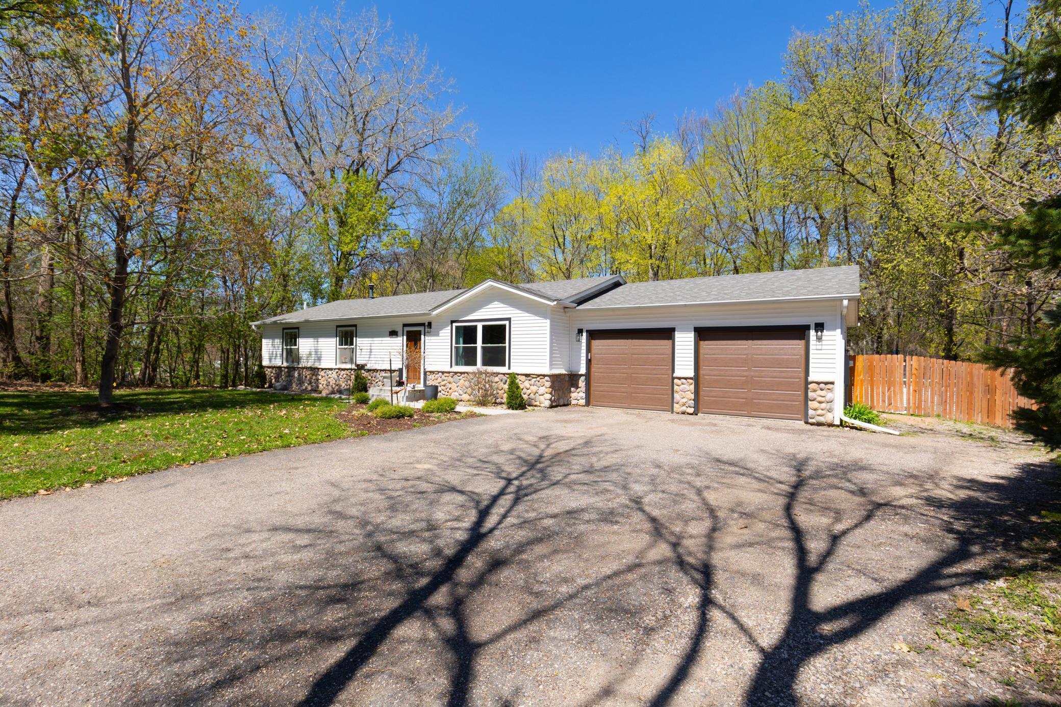 4984 Three Points Blvd, Mound, MN 55364