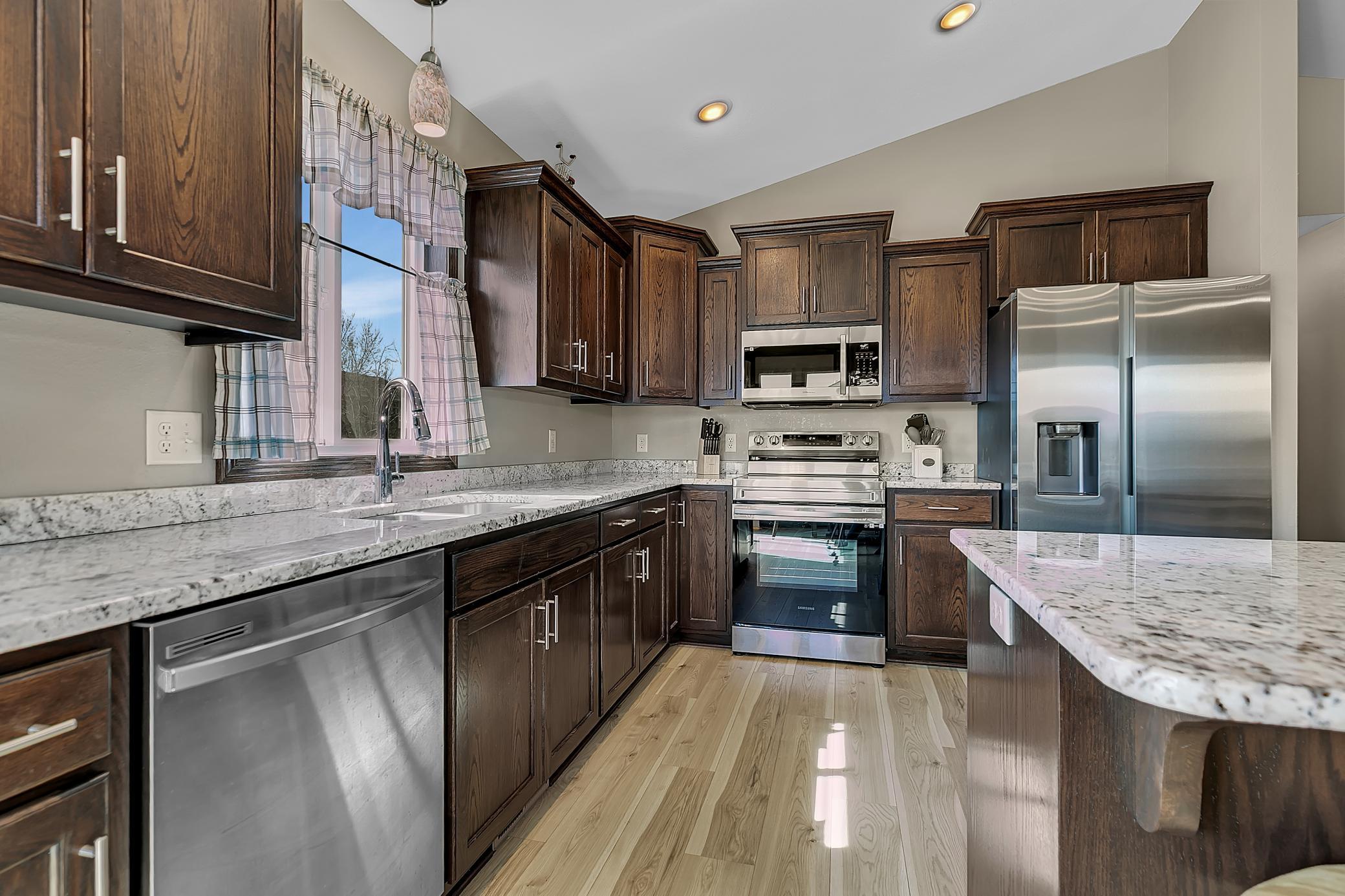 2393 Topaz St, Saint Augusta, MN 56301