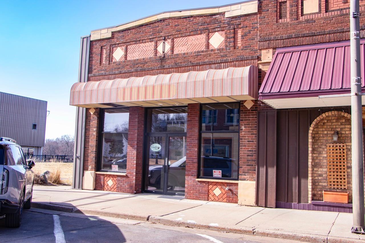 216 W Main St, Durand, WI 54736