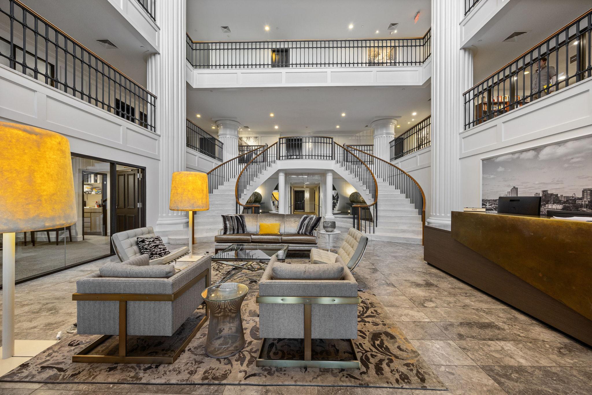 110 Bank St SE #L201, Minneapolis, MN 55414
