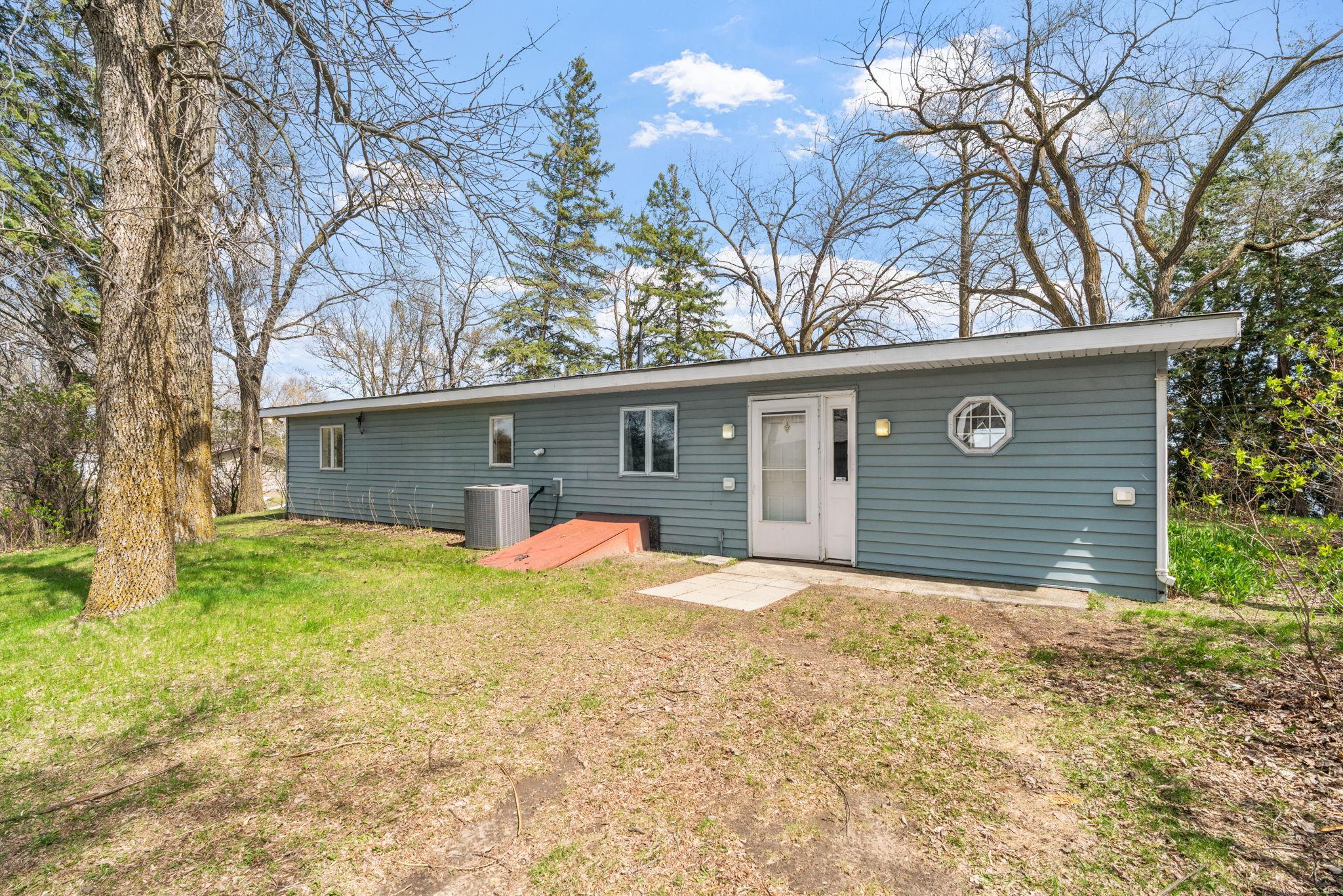 32818 742nd Ave, South Haven, MN 55382