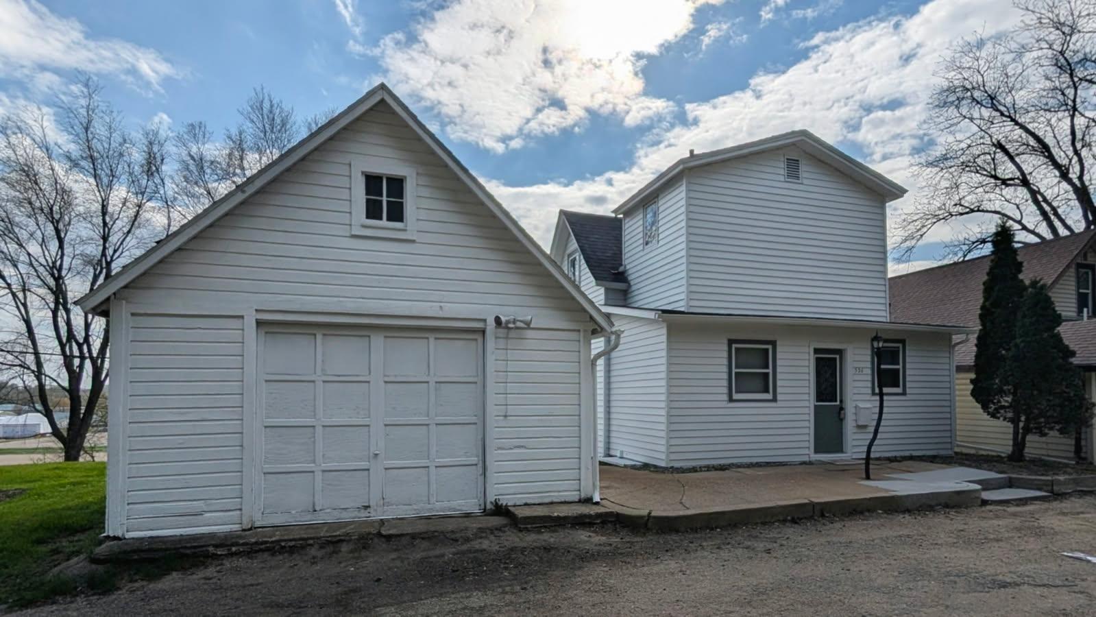 526 State Rd, Montevideo, MN 56265