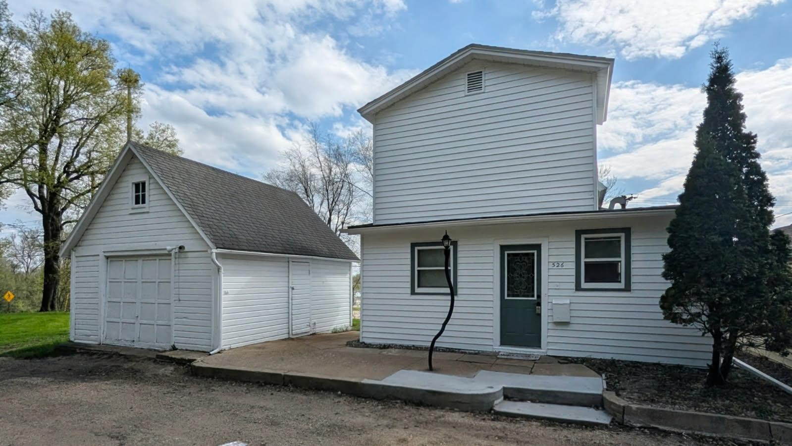 526 State Rd, Montevideo, MN 56265