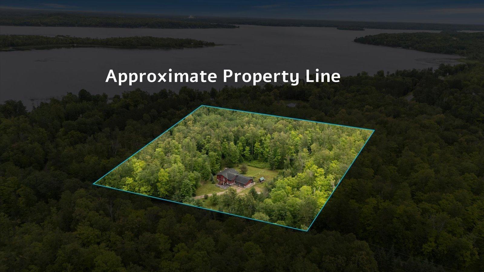 21666 Bay Port Pl, Cohasset, MN 55721