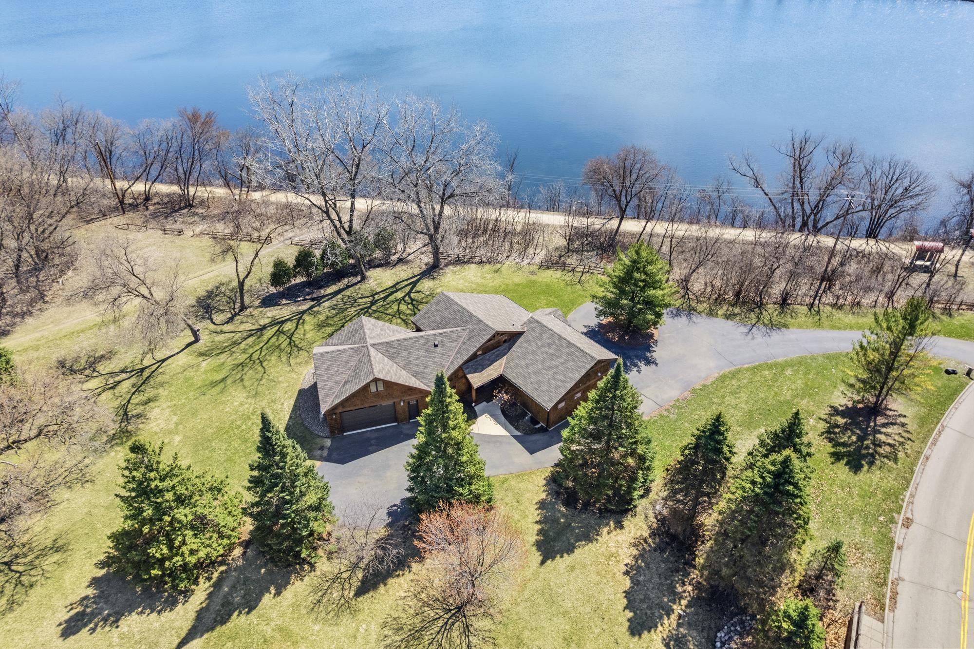 5041 Dominick Dr, Minnetonka, MN 55343