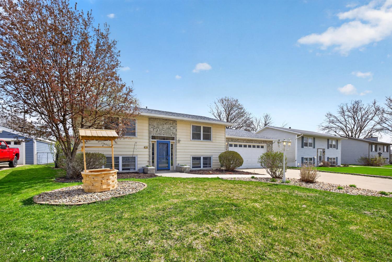 218 5th Ave NW, Byron, MN 55920