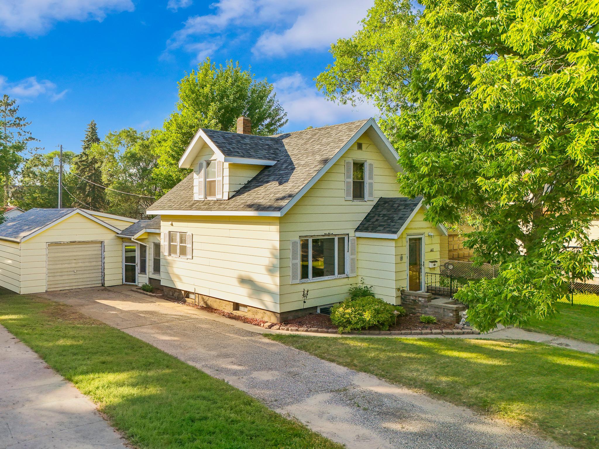 447 2nd Ave Ne, Perham, MN 56573