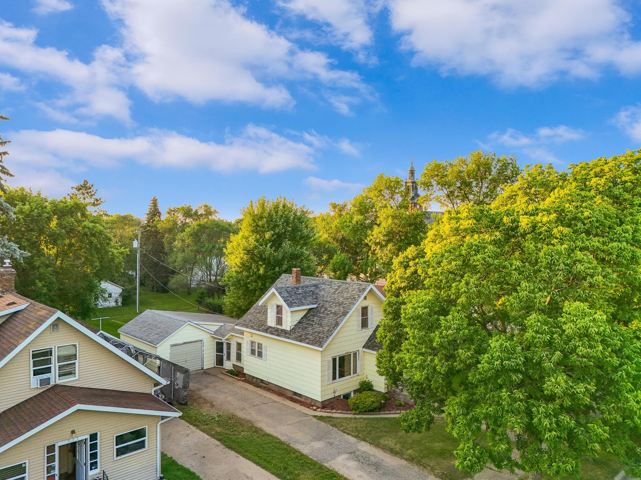 447 2nd Ave Ne, Perham, MN 56573