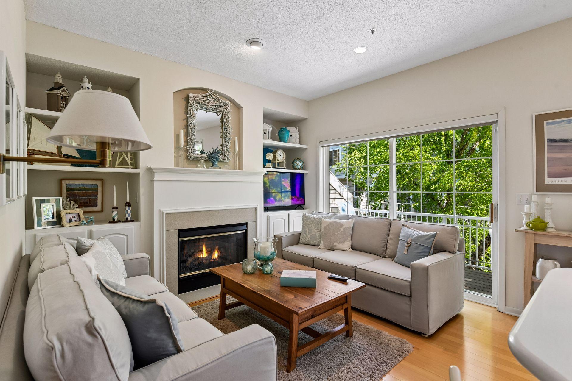921 Fairfield Way, Minnetonka, MN 55305