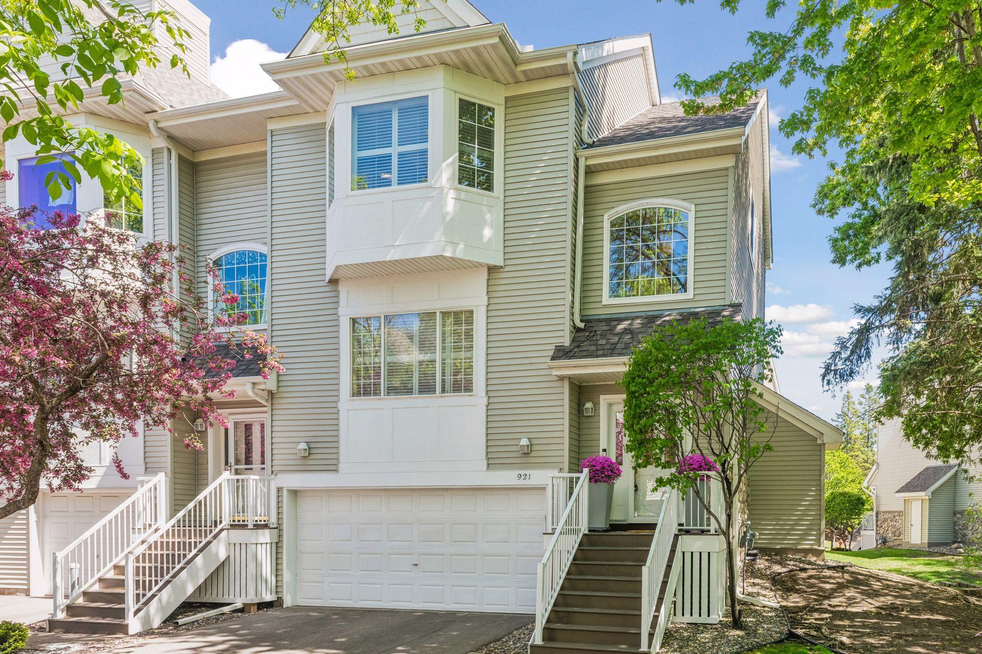921 Fairfield Way, Minnetonka, MN 55305