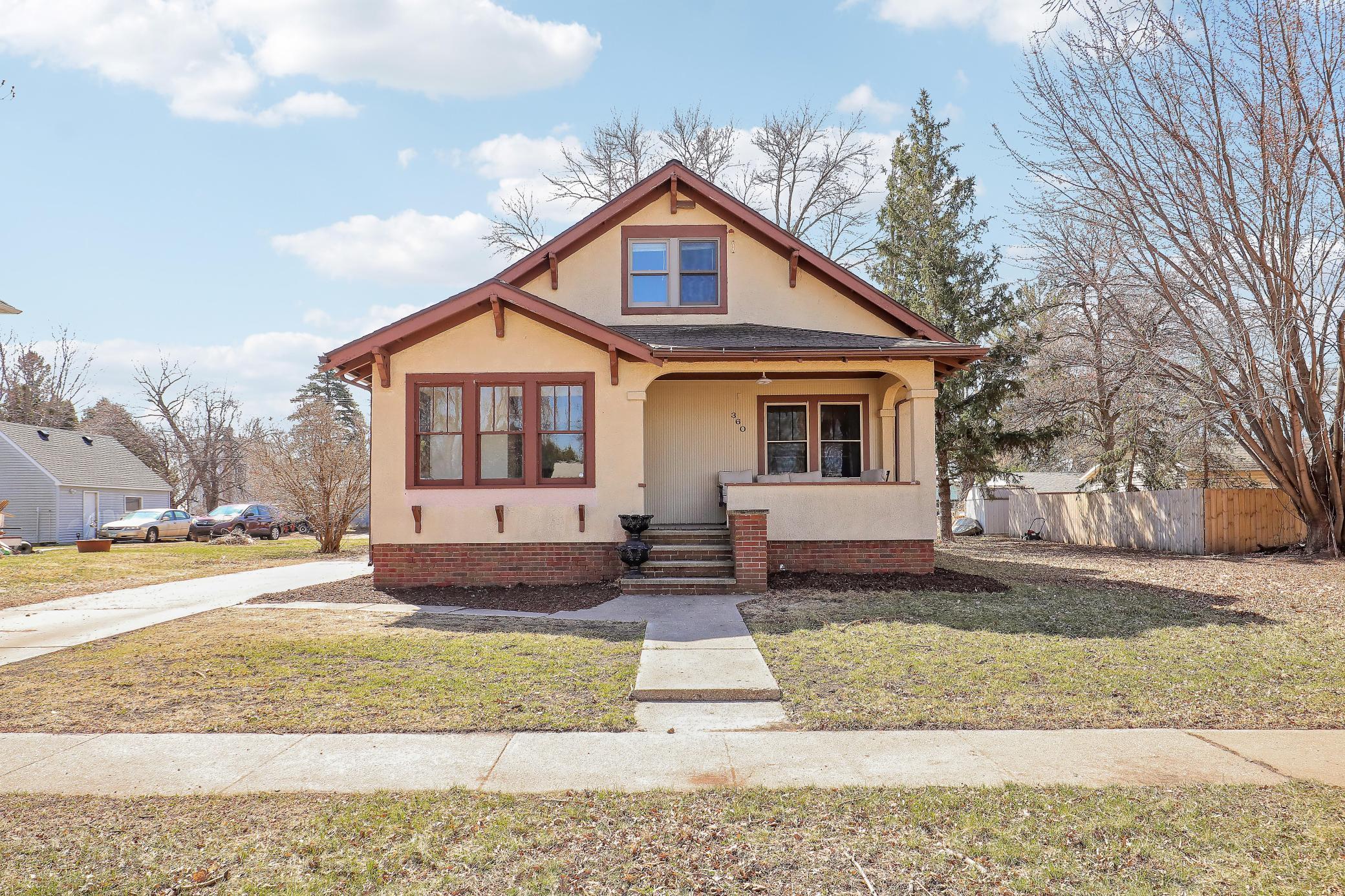360 Mcgrann St, Green Isle, MN 55338