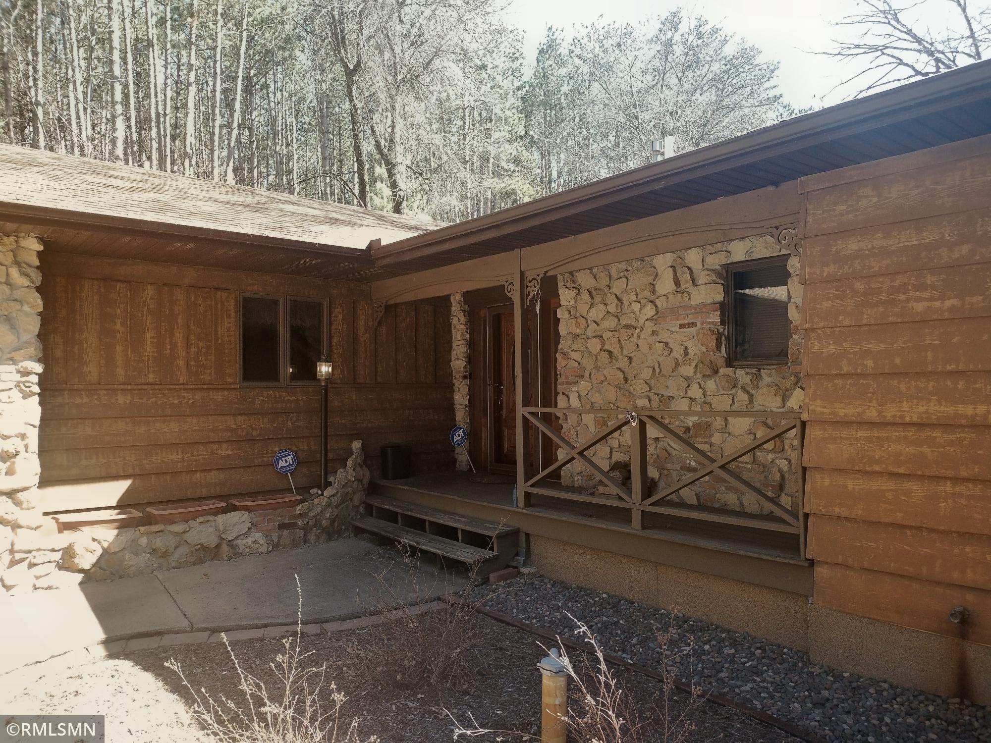 35343 Forest Blvd, North Branch, MN 55056