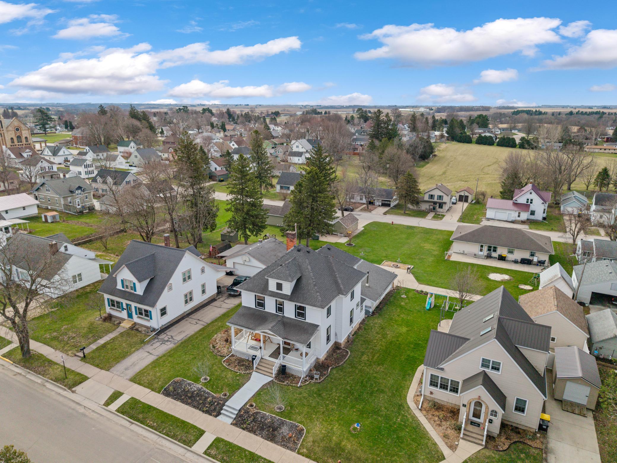 103 South St W, Caledonia, MN 55921
