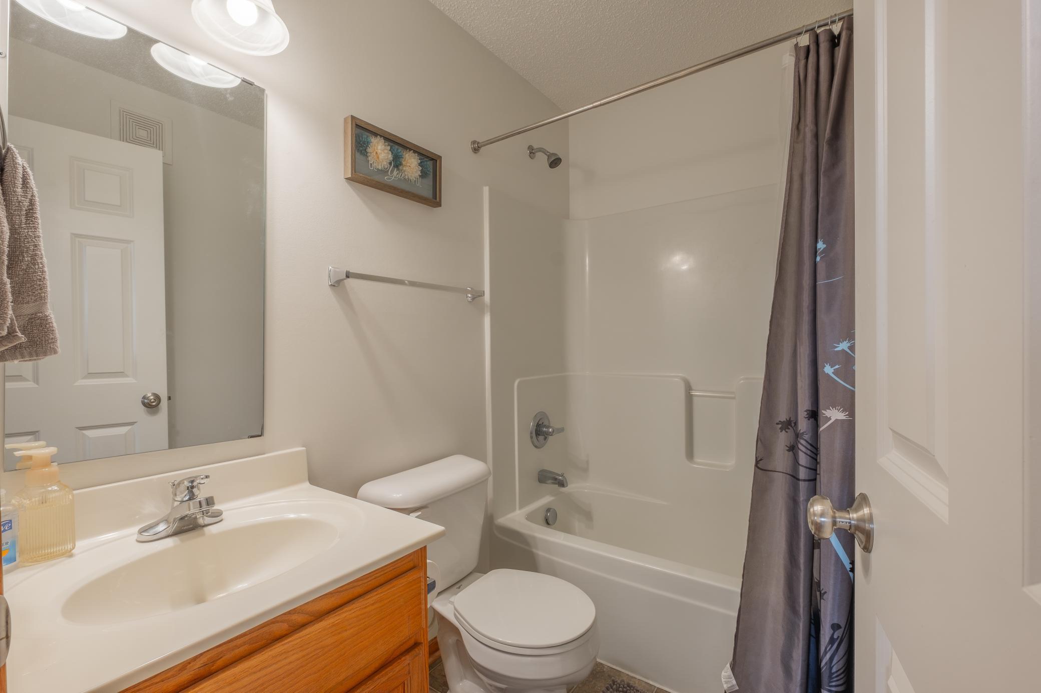 567 Vermillion Pl, Dundas, MN 55019