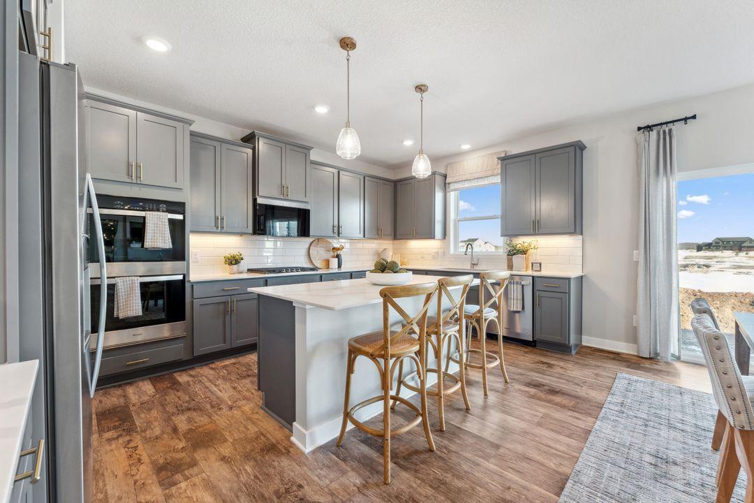 23649 Ashbury Dr, Rogers, MN 55374