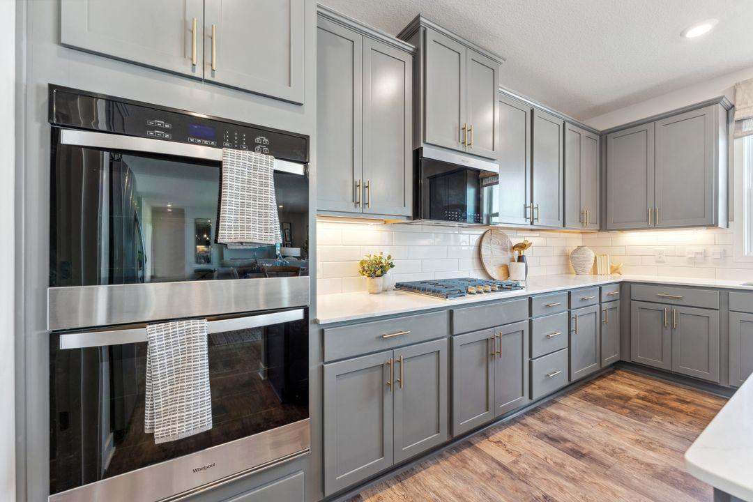 23649 Ashbury Dr, Rogers, MN 55374