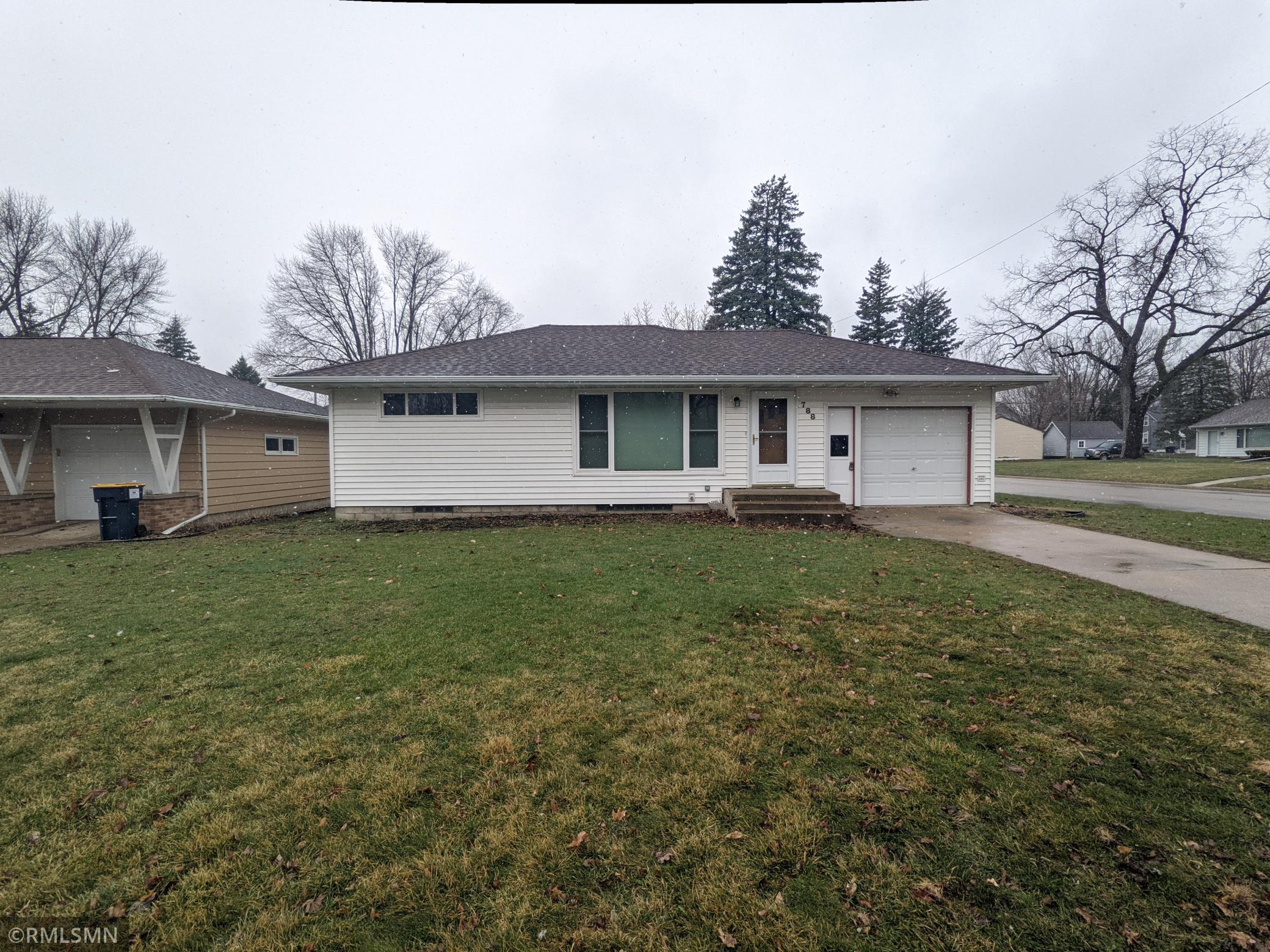 788 Clark Ave, Gibbon, MN 55335