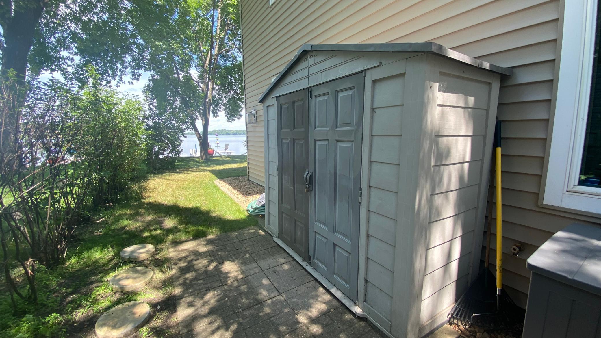 4276 114th Ave NE, Spicer, MN 56288