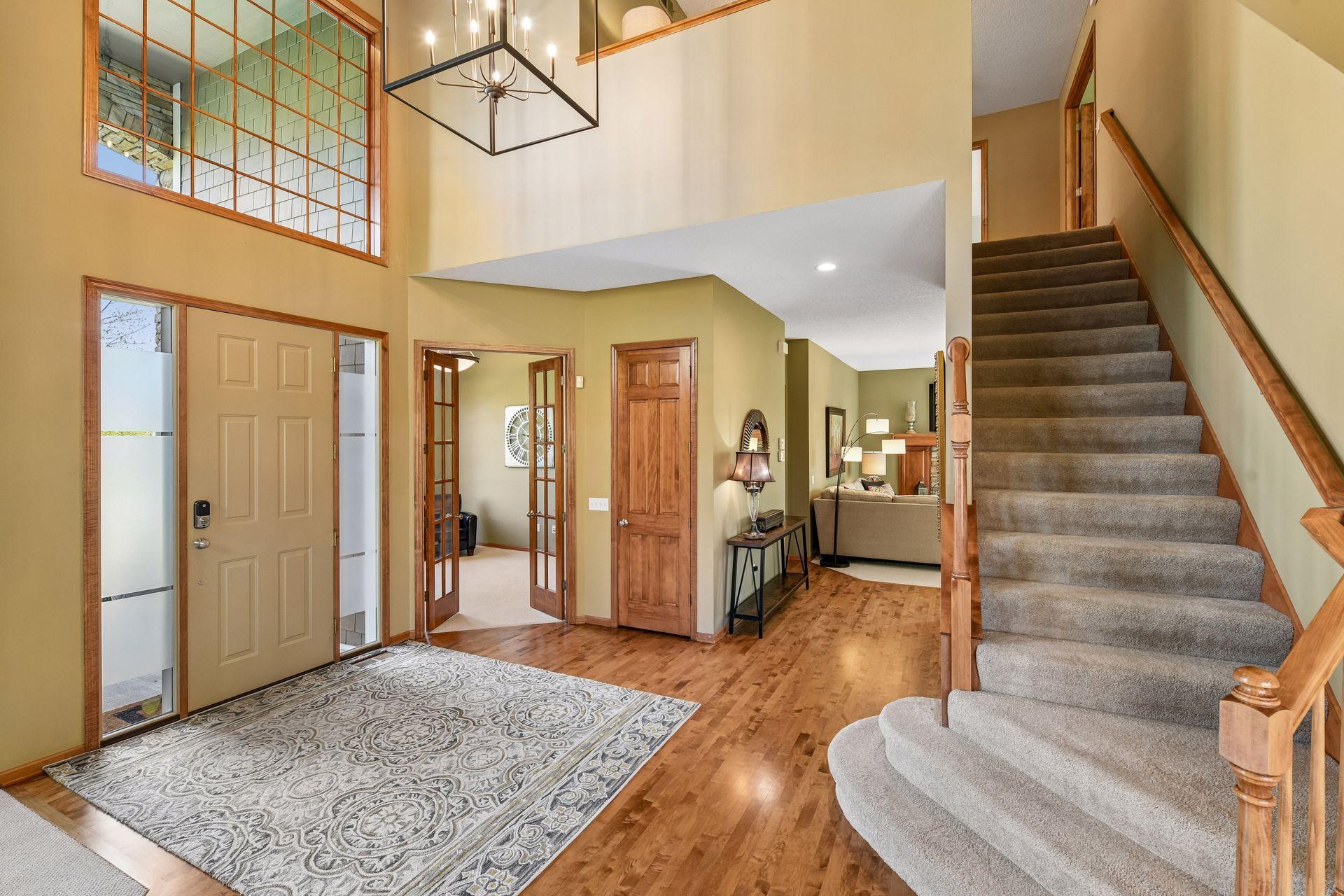 1997 Topaz Dr, Chanhassen, MN 55317