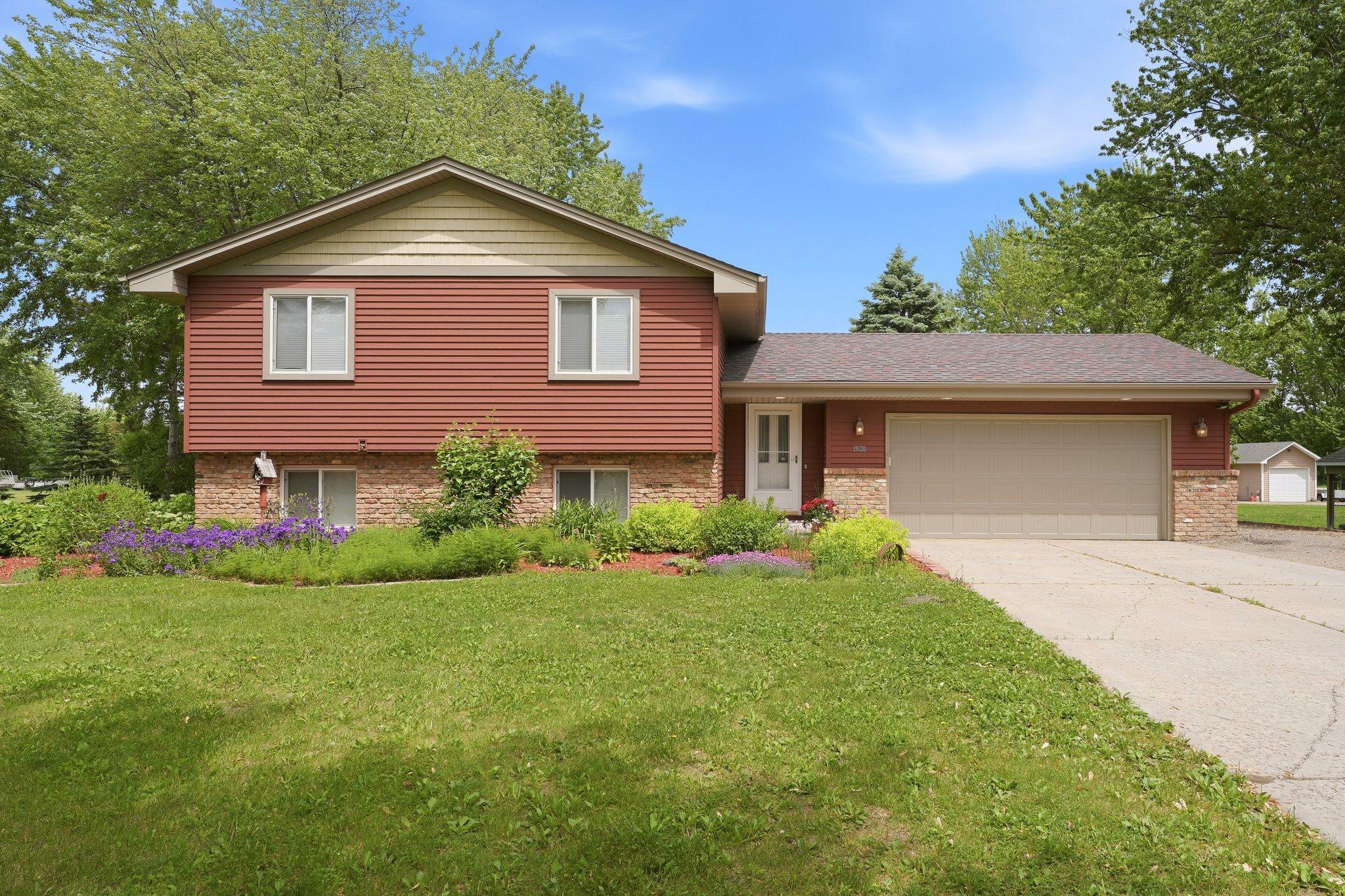 19620 Jackie Ln, Corcoran, MN 55374