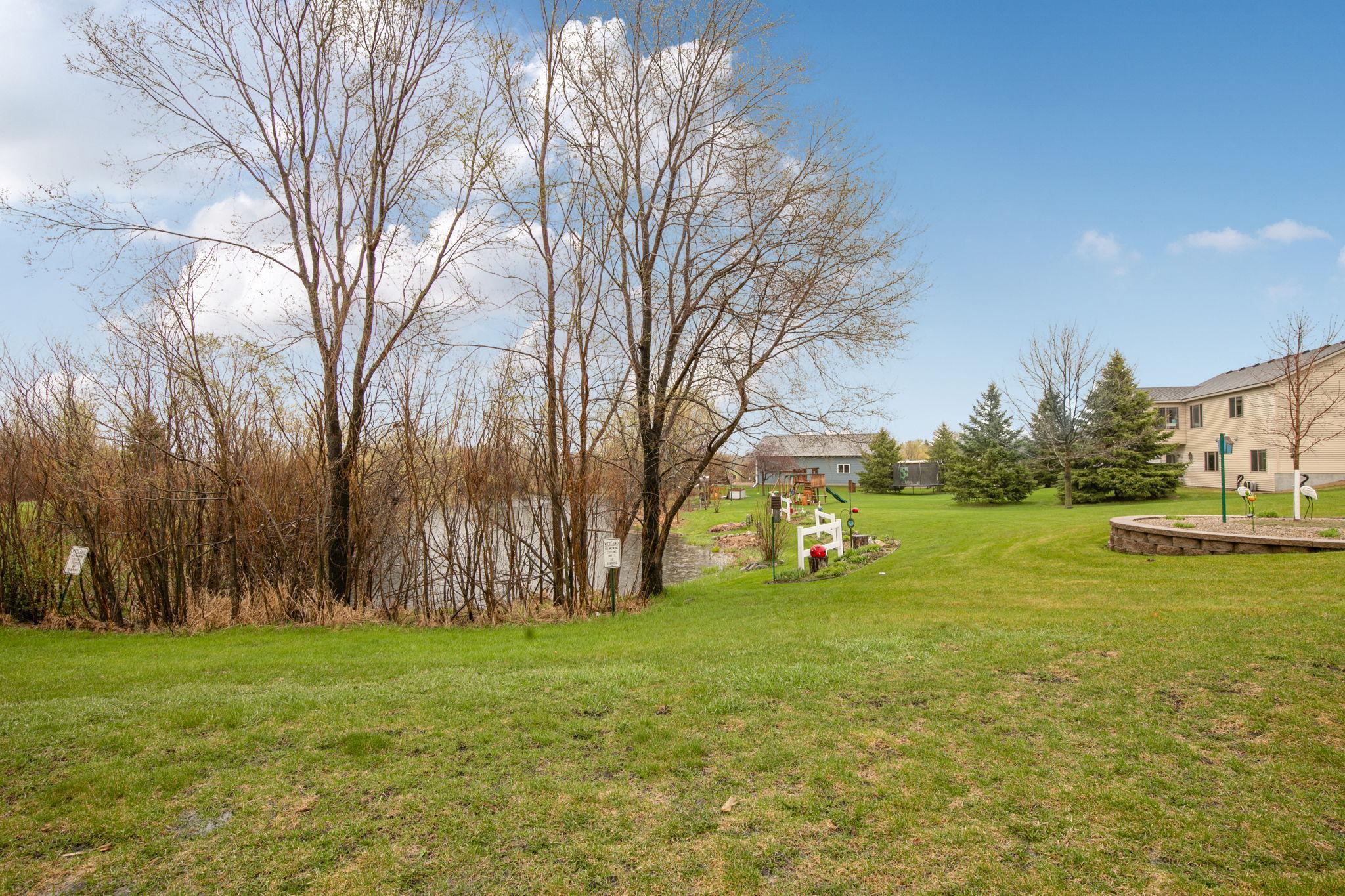 548 11th Ave NE, Melrose, MN 56352