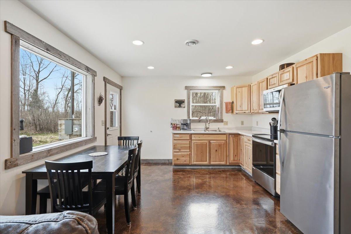 231 75th Ave, Clayton, WI 54004