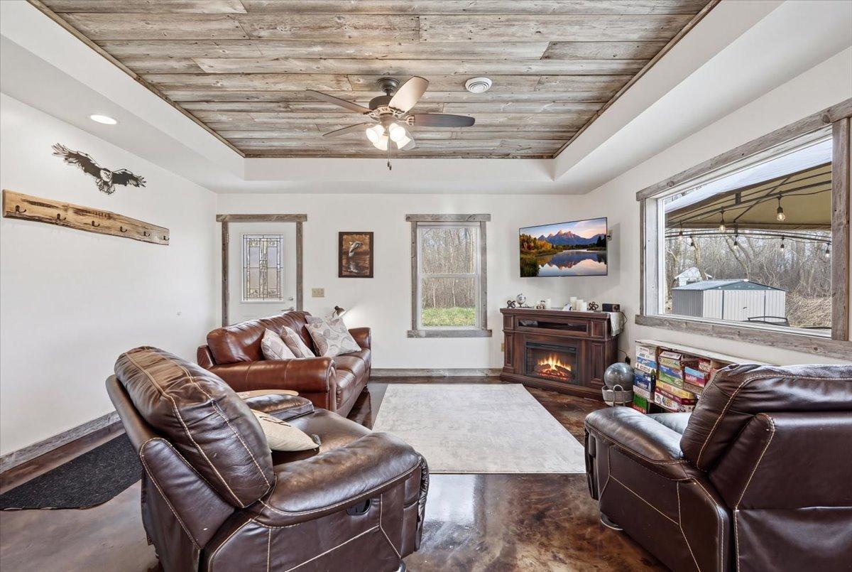 231 75th Ave, Clayton, WI 54004