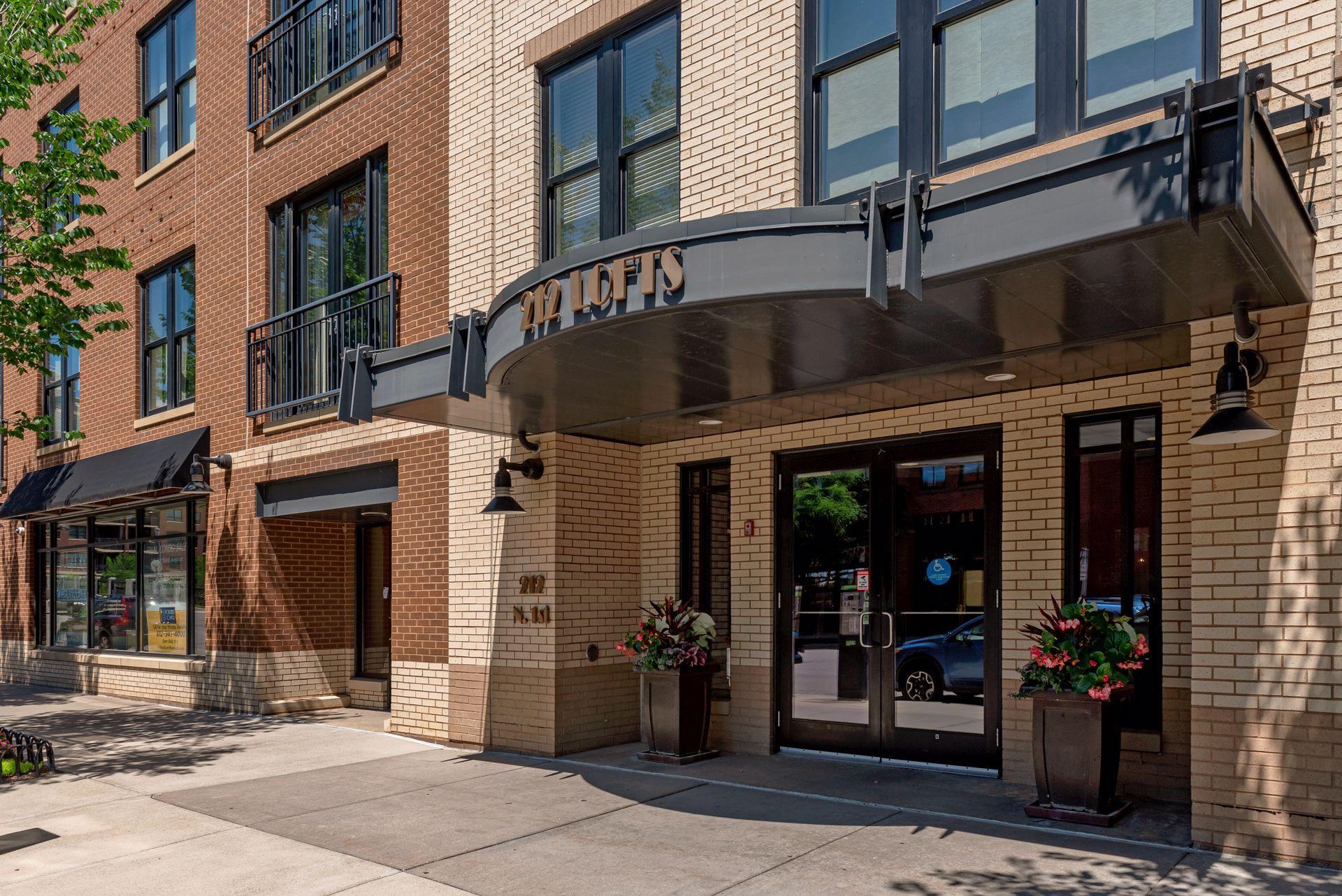 212 N 1st St #512, Minneapolis, MN 55401