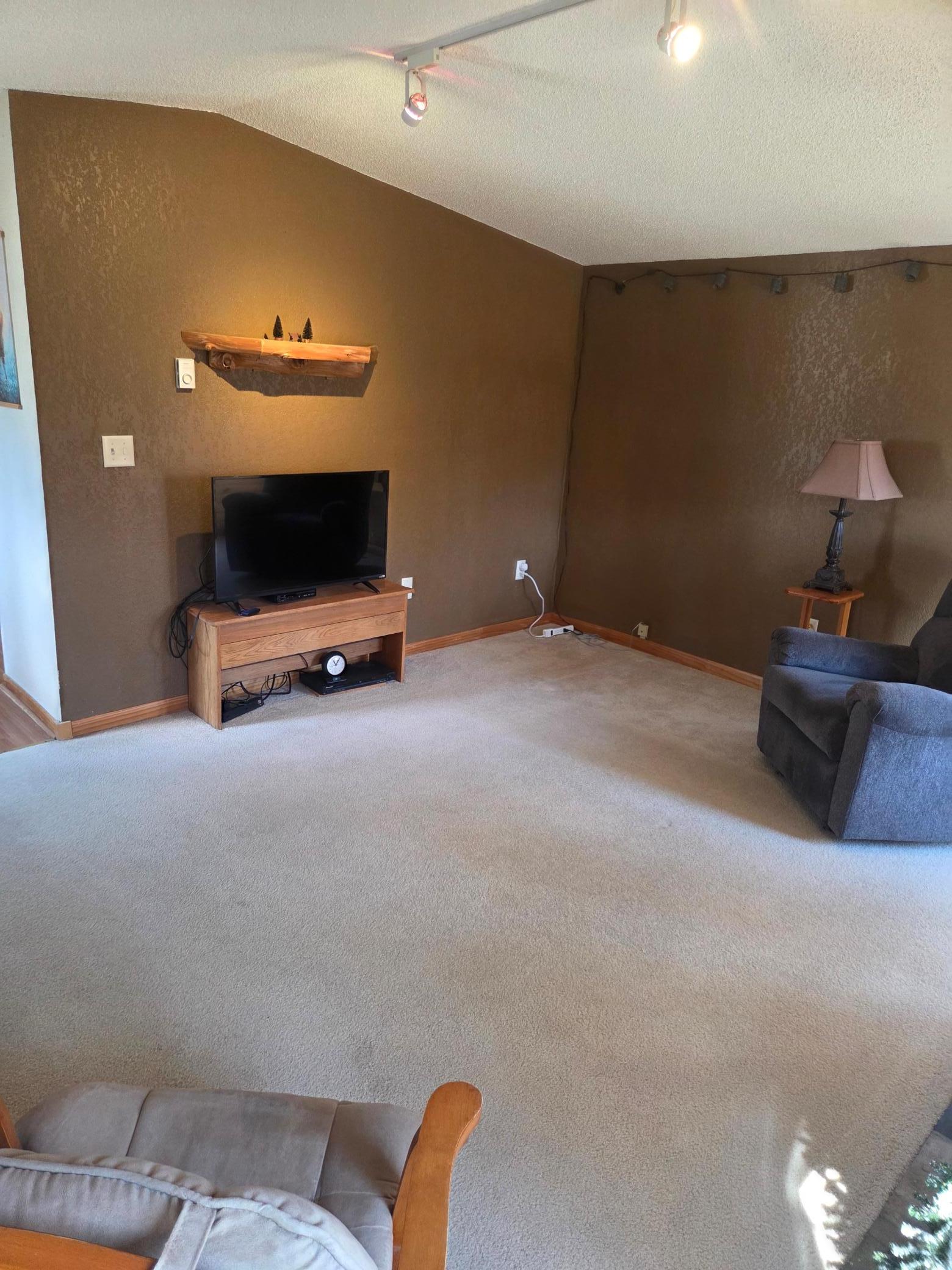 27282 Bass Brook Ln, Cohasset, MN 55721