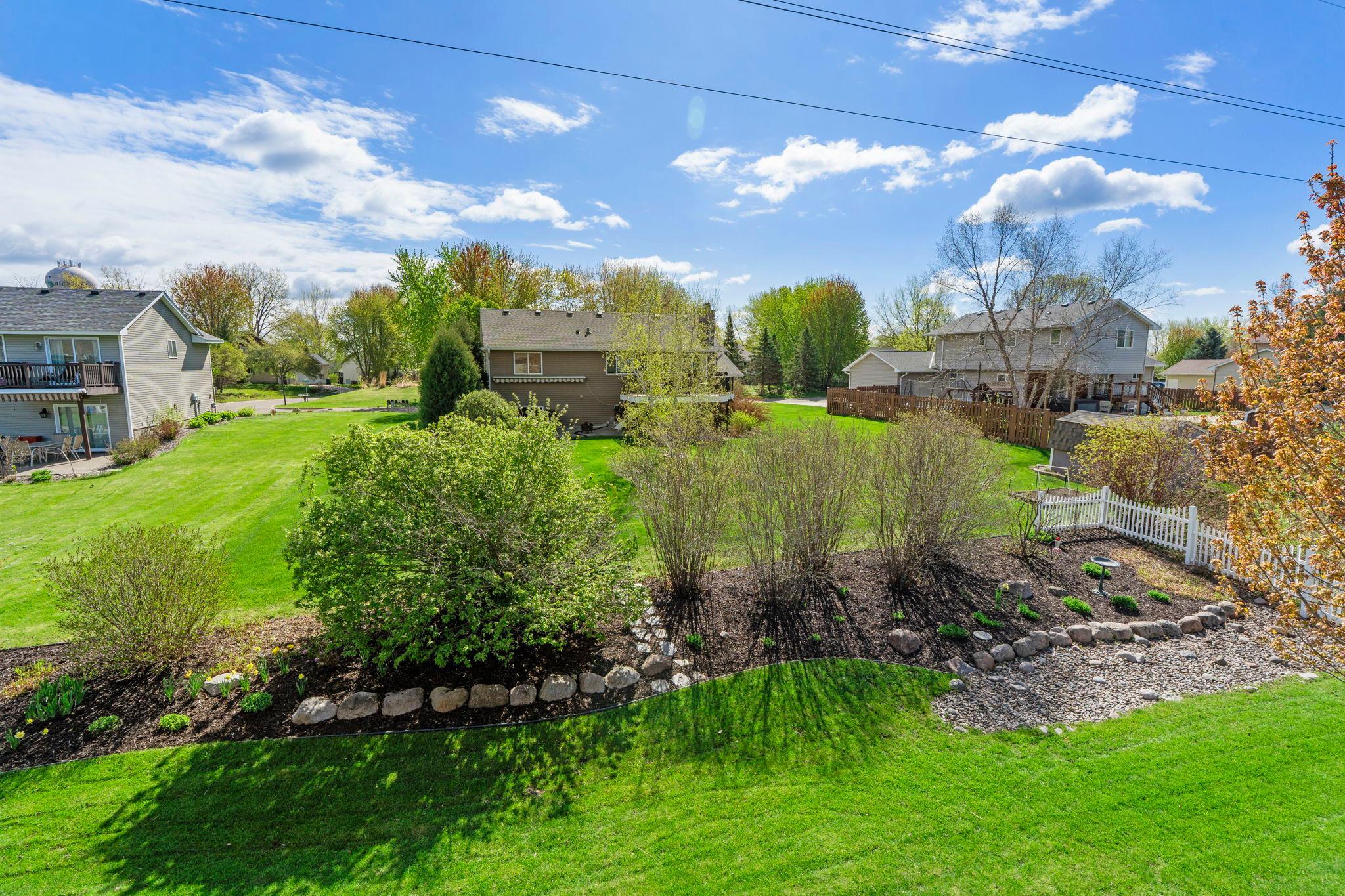 7018 Eagle Trl, Centerville, MN 55038