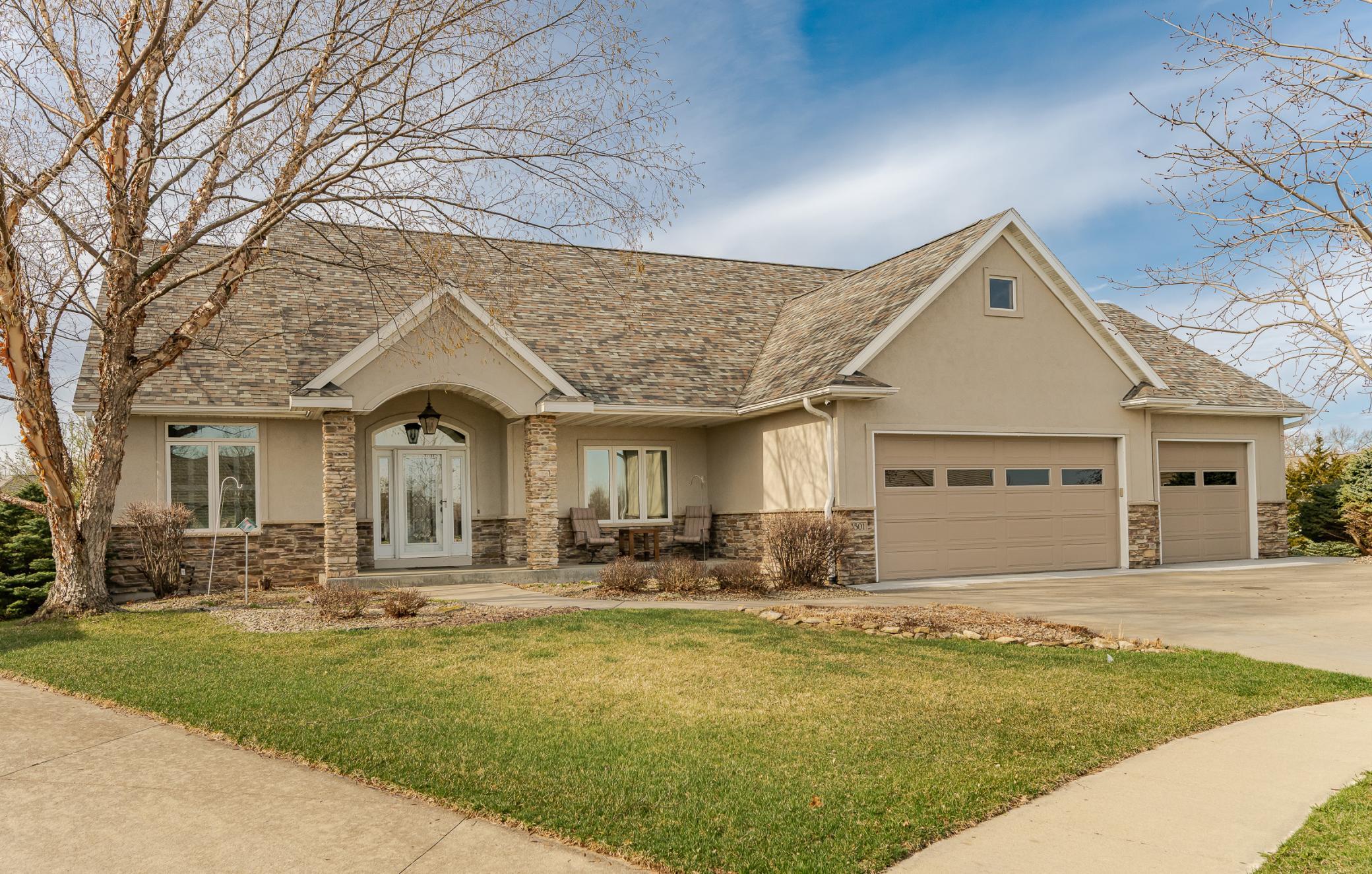 3501 Cameo Ln NE, Rochester, MN 55906