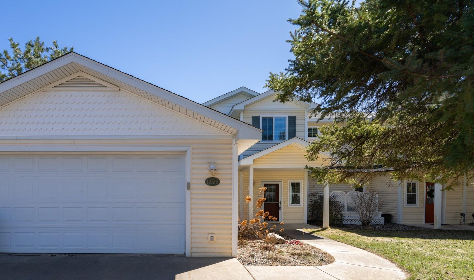 11525 Bay Pointe Dr #4B, Pequot Lakes, MN 56472