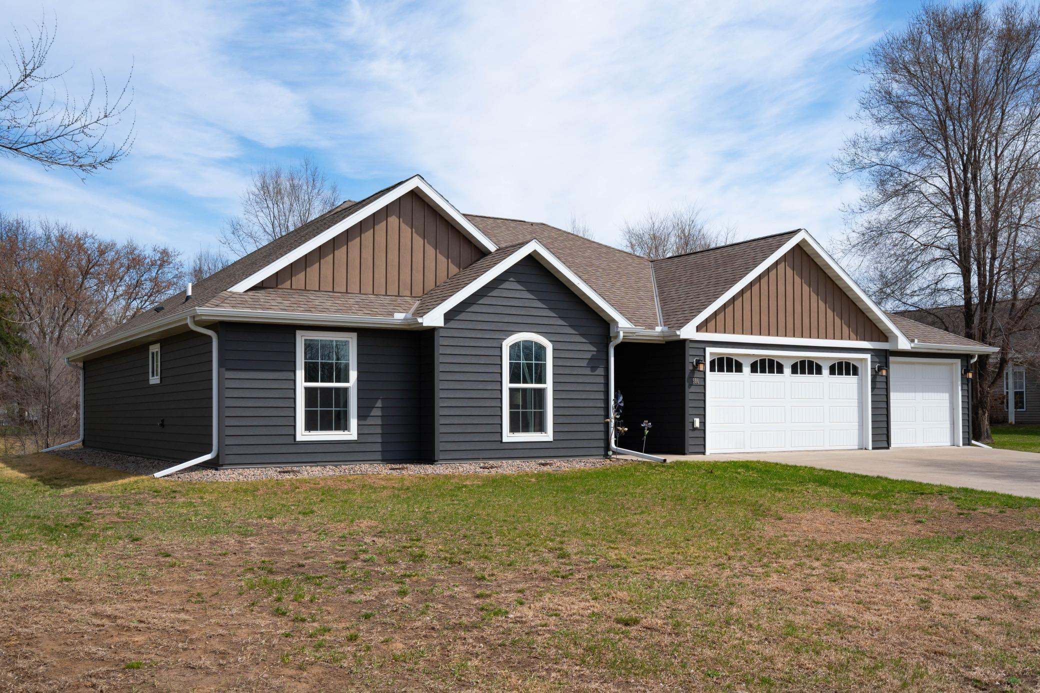 986 Platte Wood Dr, Royalton, MN 56373