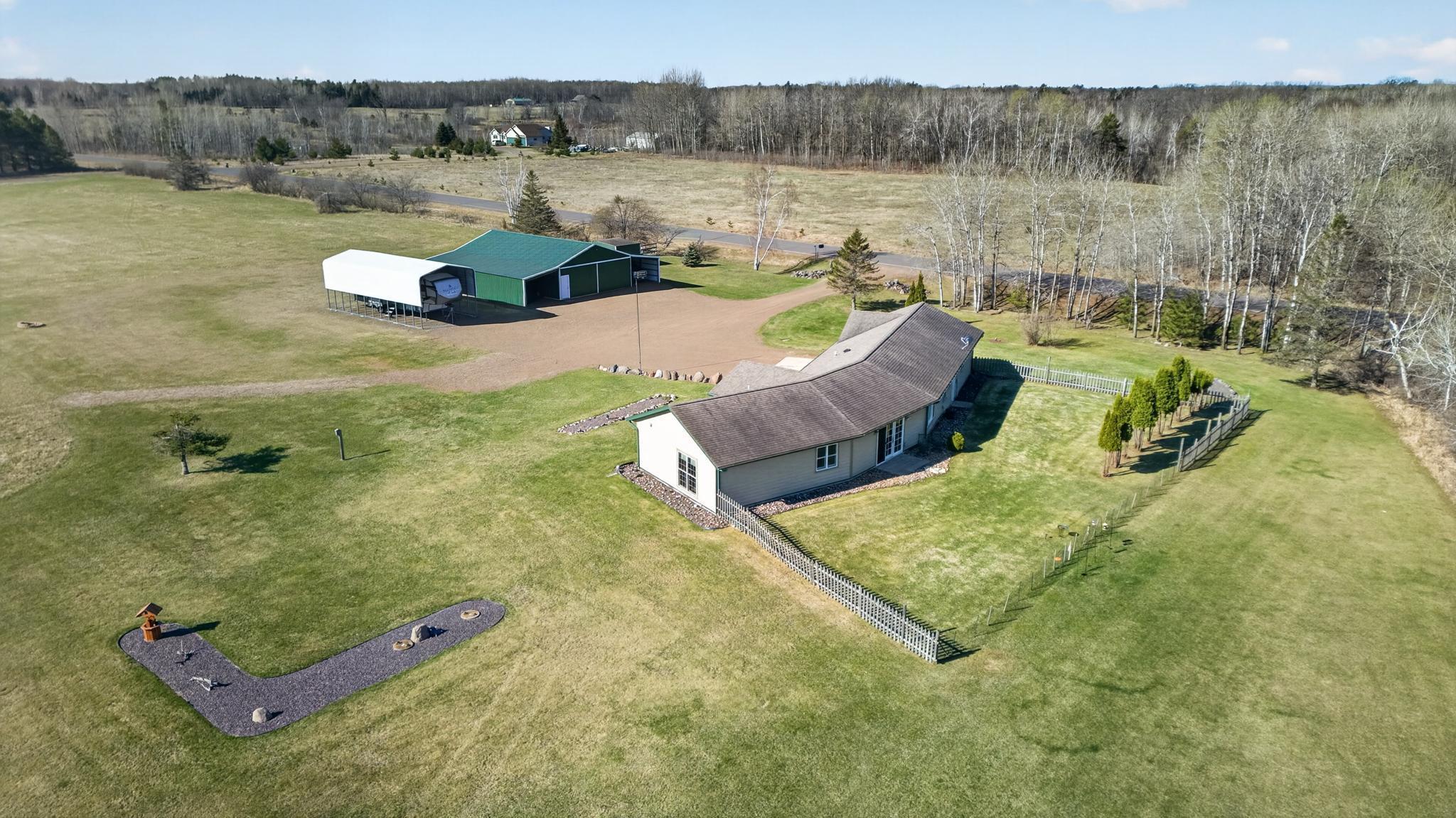 35842 Cloverdale Rd, Hinckley, MN 55037