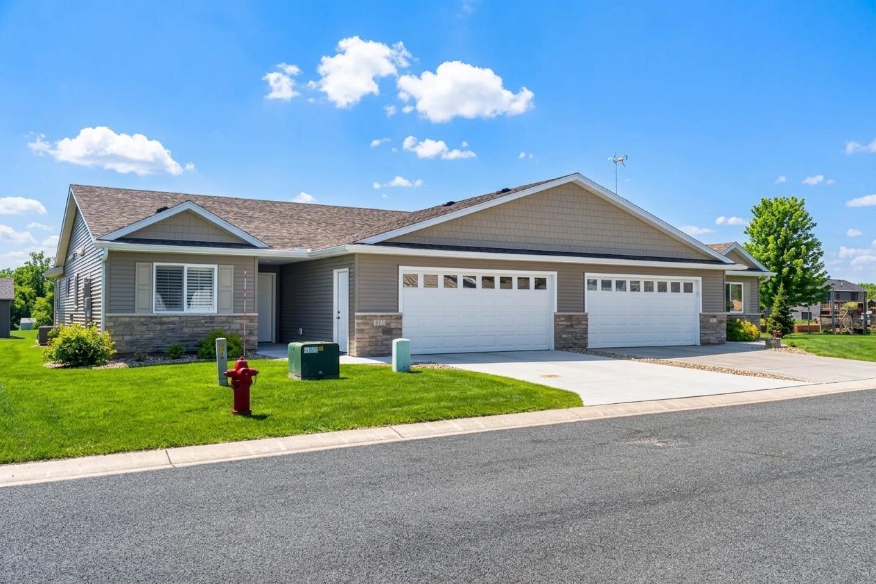 417 Fawn Rn, Kenyon, MN 55946