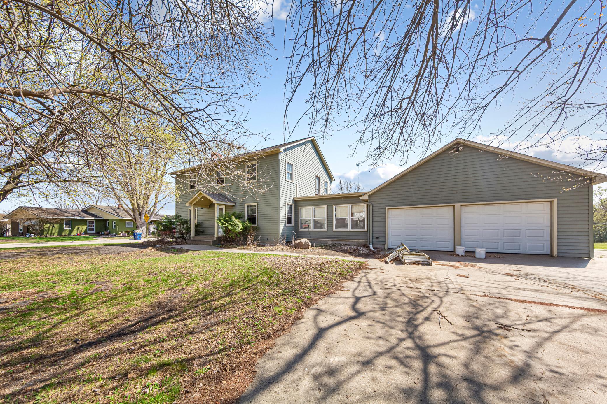 787 Clark Ave, Gibbon, MN 55335