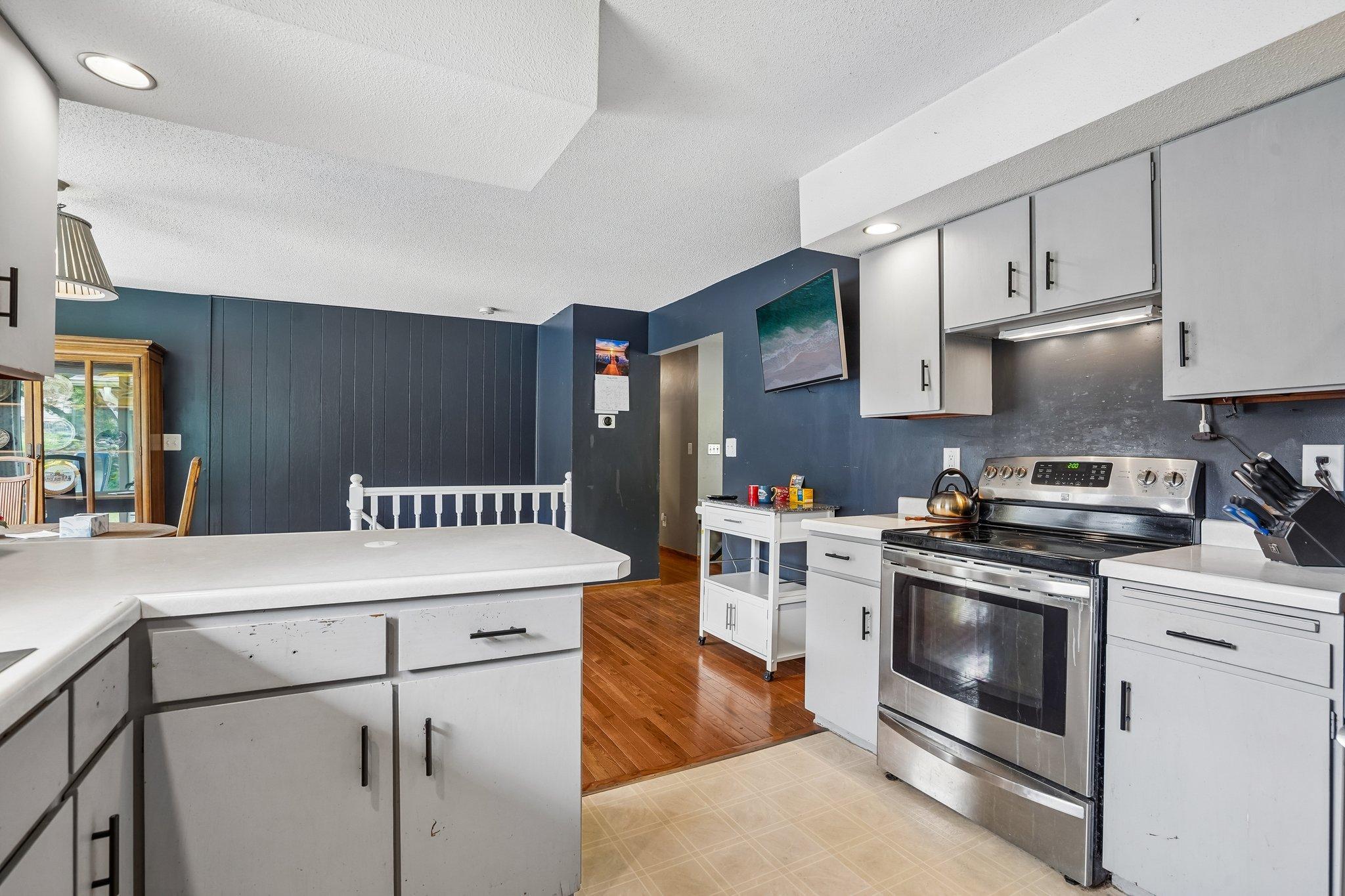 1003 Burton St, Red Wing, MN 55066